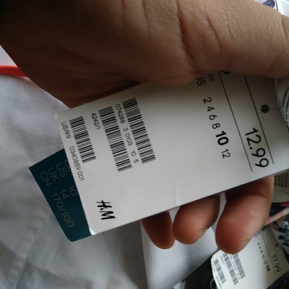 H&M - Picture 6 of 6